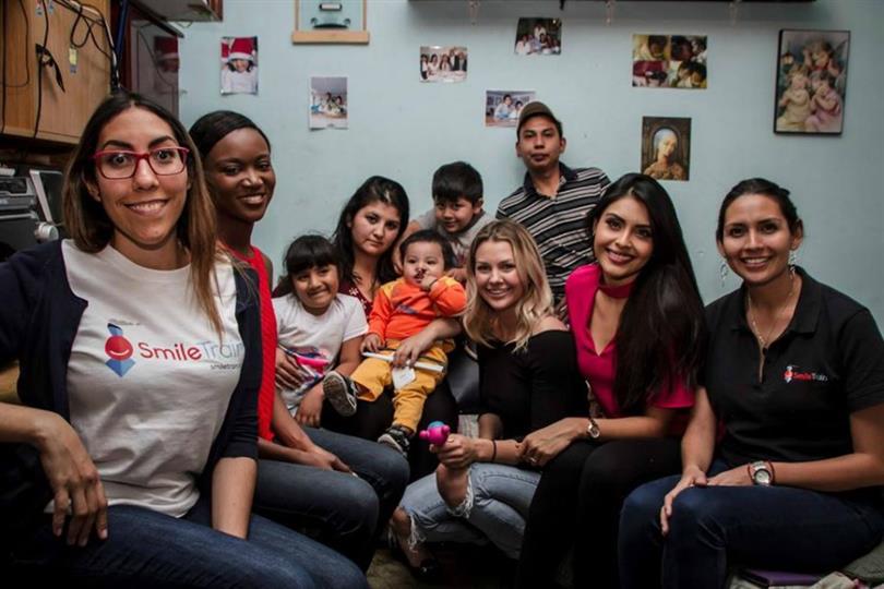 Deshauna Barber Karlie Hay visit the Instituto Nacional de Pediatria